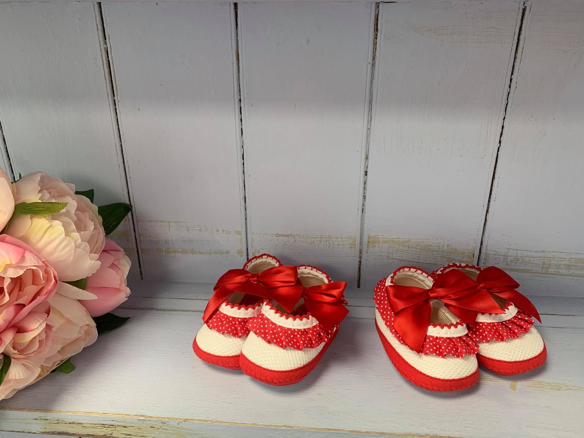 'Minnie" Red Dotty Pram Shoes - Hetty's Baby Boutique